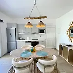 Вилла Berro's House *